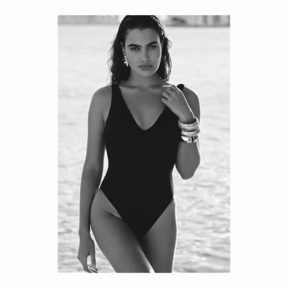 Seafolly Sea Dive Deep V-Neck One-Piece Swimsuit in Navy NWT - Picture 7 of 7